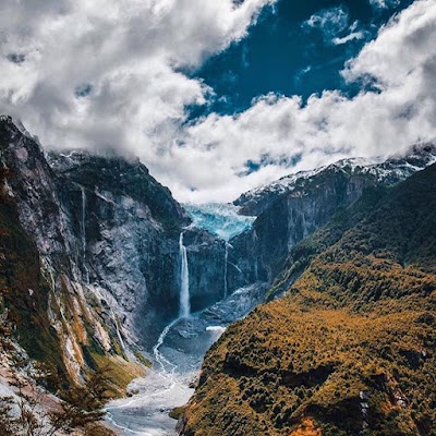 Hanging Glacier Trail