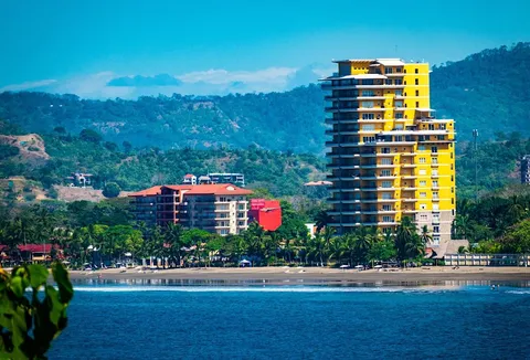 Jacó — City — Costa Rica: Parks & Wildlife — Costa Rica