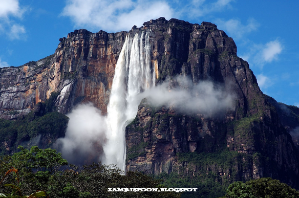 Parque Nacional Canaima entrance