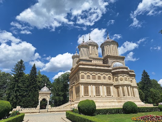 Curtea de Argeș Monastery