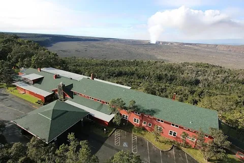 Volcano House Restaurant — American — Chain of Craters Road — United States