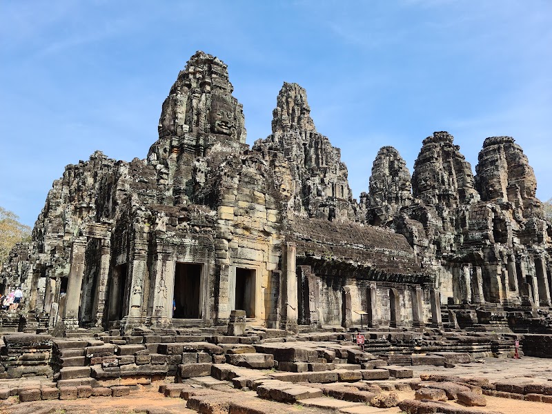 Angkor Wat sunrise and Angkor Thom — Temple day — Cambodia Temple Route — Cambodia
