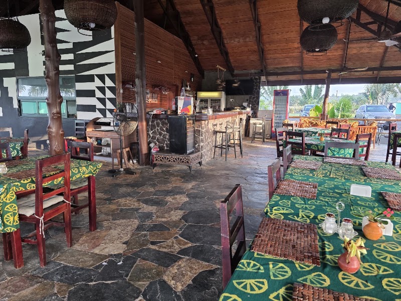 Lemon Beach Restaurant — Ghanaian and seafood — Ghana Cape Coast Heritage Route — Ghana