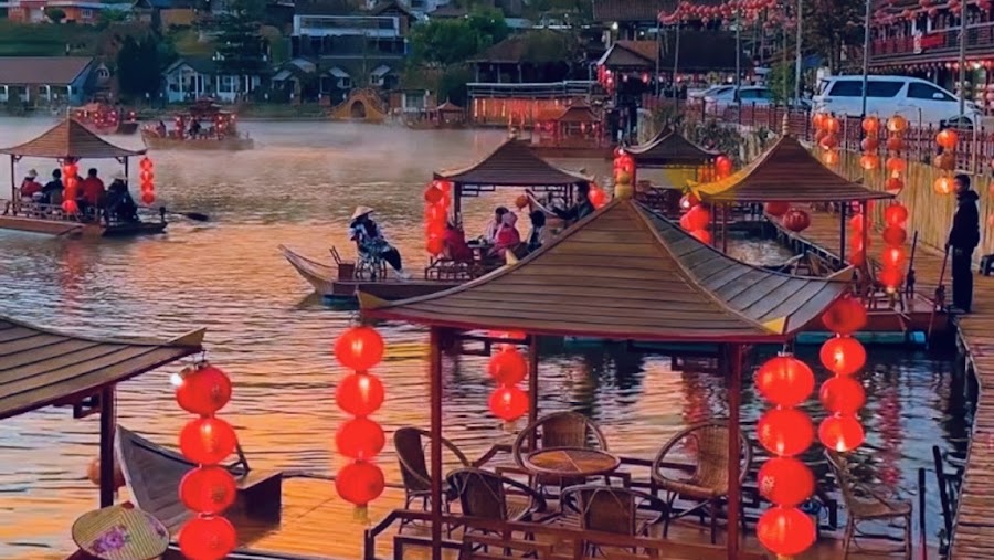 Ban Rak Thai