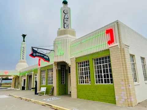 U-Drop Inn — Landmark — Route 66 — United States