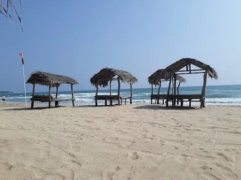 Trincomalee — Arrival — Sri Lanka Grand Route: Colombo to Trincomalee — Sri Lanka