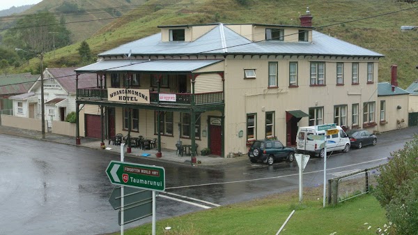 Whangamomona