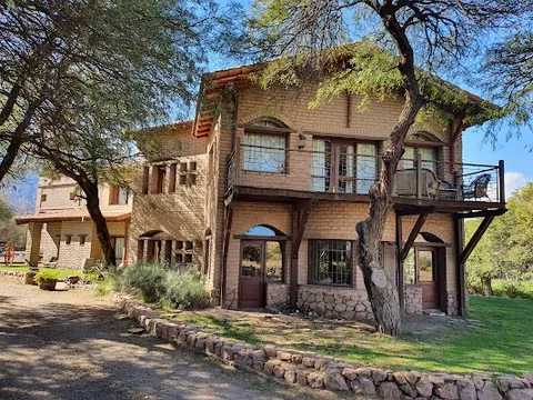 La Casa de la Bodega — Gourmet — Southern Calchaquí Valleys: Salta to Tucumán — Argentina