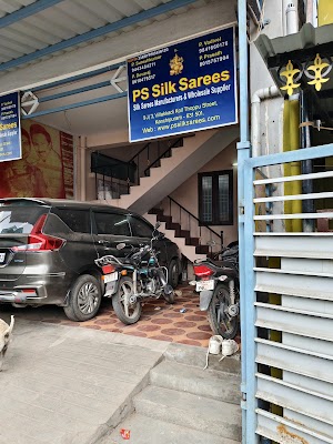 Kanchipuram silk weaving shops