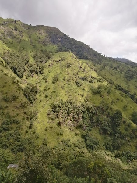 Little Adam’s Peak — Hill walk — Sri Lanka Grand Route: Colombo to Trincomalee — Sri Lanka