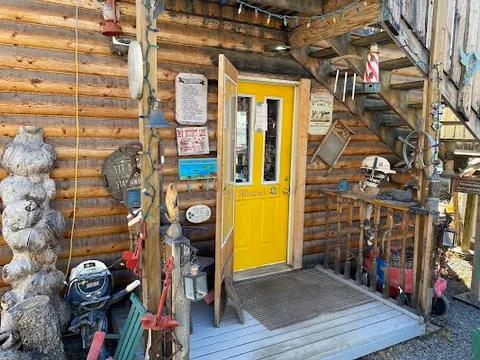 Alestine's — Seafood — Dempster Highway — Canada