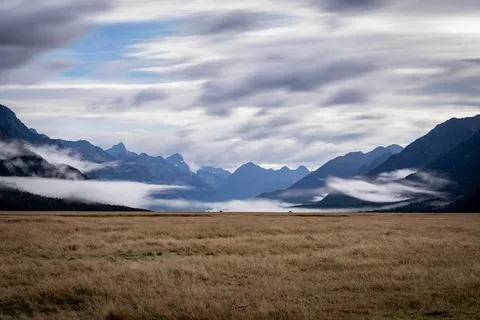 Eglinton Valley — Nature — Milford Sound Drive — New Zealand