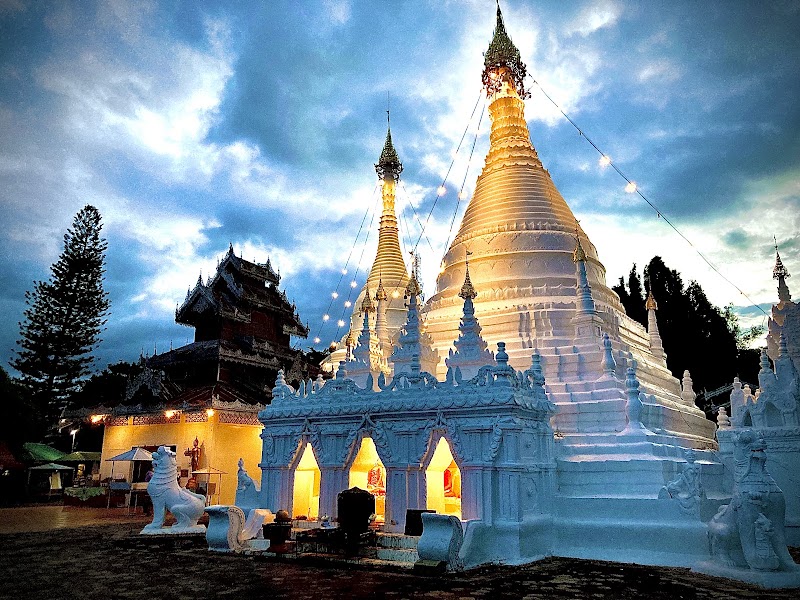 Doi Kong Mu — Temple viewpoint — Mae Hong Son Loop — Thailand