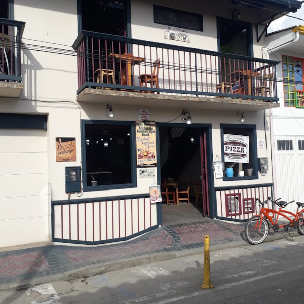 Brunch de Salento — Colombian cafe — Medellín to the Coffee Axis via Jardín and Salamina — Colombia