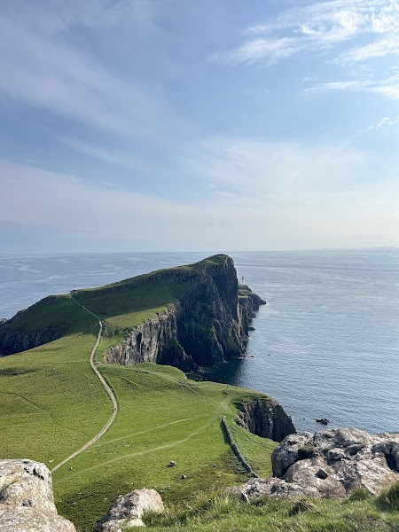 Neist Point — Coastal viewpoint — Isle of Skye Circuit — Scotland