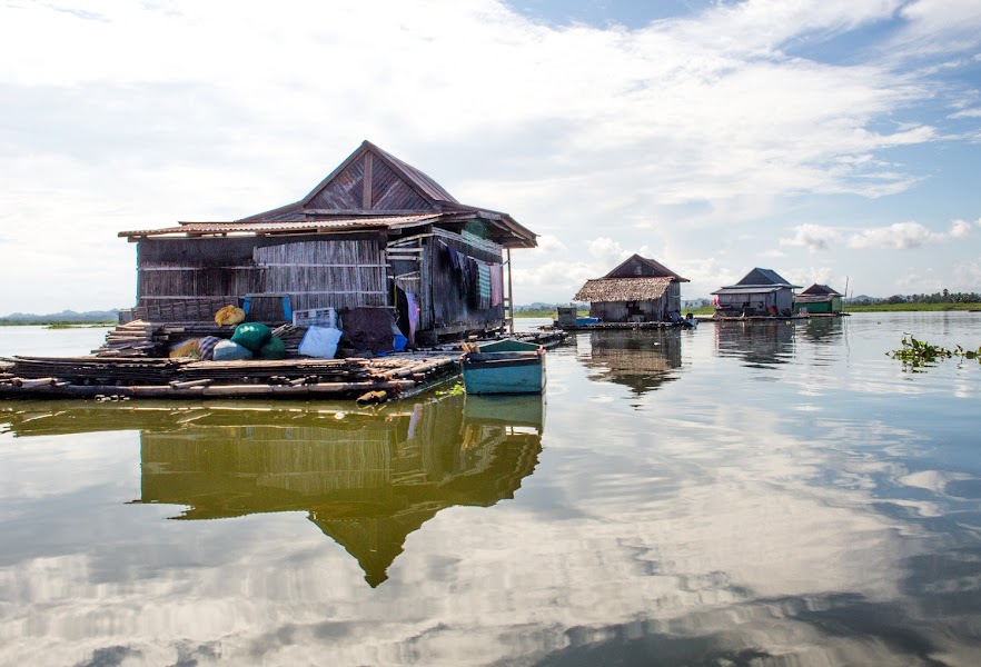 Lake Tempe — nature — Sulawesi Highlands Tana Toraja to Bunaken — Indonesia