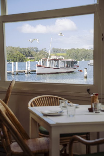 The Quarterdeck — Seafood and Australian — Melbourne to Sydney — Australia