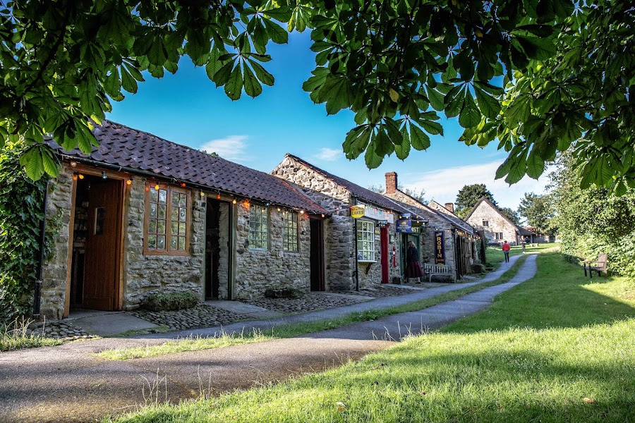 Ryedale Folk Museum — Museum — Yorkshire Moors and Dales — England