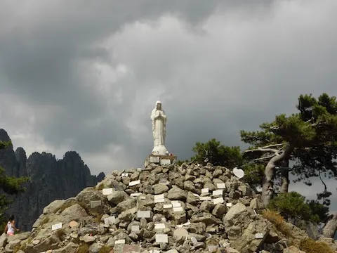 Col de Bavella — Mountain landscape — Corsica Island Drive — France
