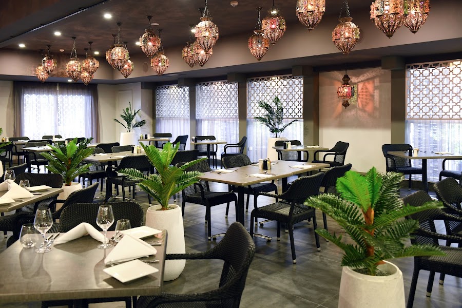 Azka Restaurant Wine and Tapas Bar — Modern Australian — Waterfall Way — Australia