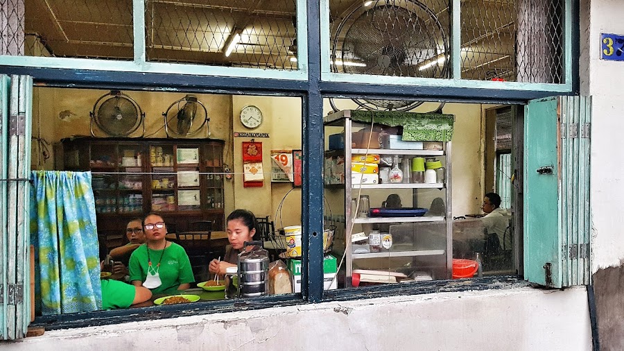Kedai Kopi Apek — coffee and snacks — Sumatra Trans-Highway Bukittinggi to Lake Toba — Indonesia