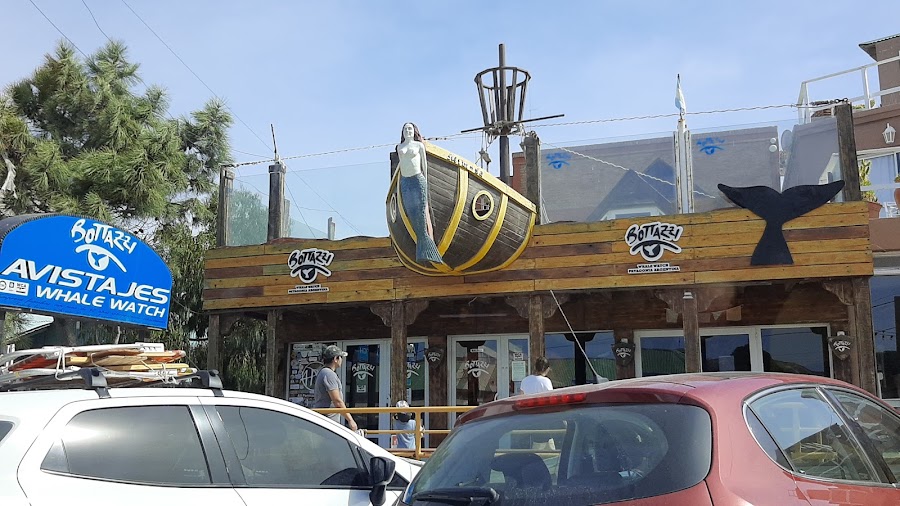 Punta Pirámides
