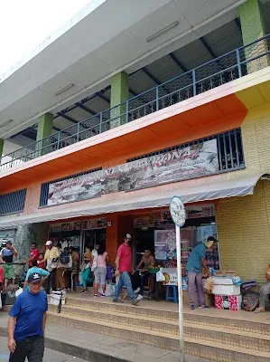 Mercado Público de Santa Marta — Local market, Caribbean Colombian — Colombia Caribbean Coast — Colombia