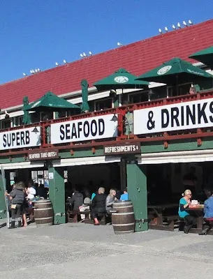 Mariner's Wharf — Seafood — Chapman's Peak Drive — South Africa