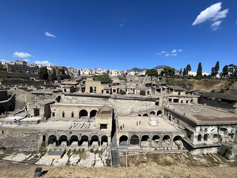 Herculaneum Archaeological Park — Archaeological site — Shadow of Vesuvius — Italy
