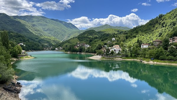 Jablanica Lake