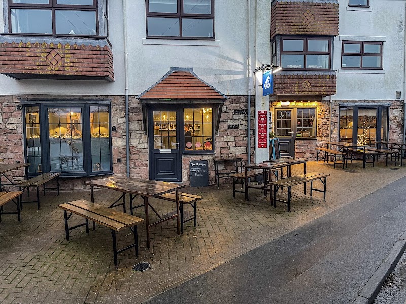 The Potted Lobster — Northumbrian seafood — Alnwick to Lindisfarne — England