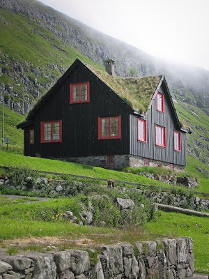 Kirkjubøur