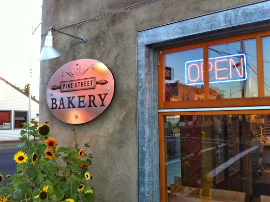 The Sunny Pine Bakery and Cafe