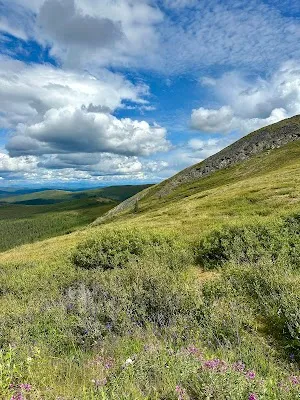 Yukon–Alaska boundary at Poker Creek — Landmark — Top of the World Highway — Canada