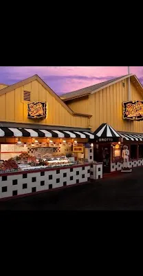 Old Fisherman's Grotto — Seafood — Pacific Coast Hwy — United States