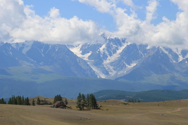 Aktru Glacier