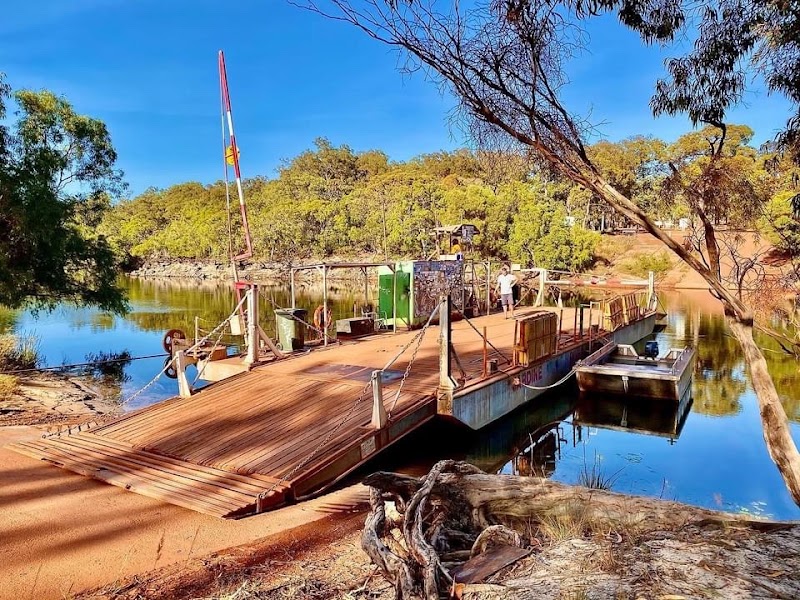 Jardine River Ferry — Vehicle ferry — Cape York via the Old Telegraph Track — Australia
