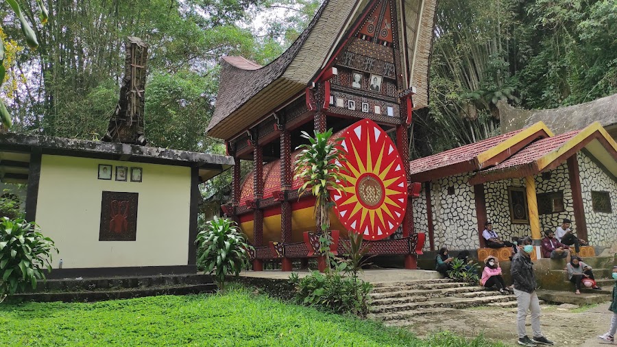 Kete Kesu — Landmark — Sulawesi Highlands Tana Toraja to Bunaken — Indonesia