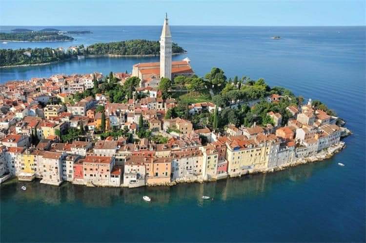 Rovinj — City — Istria and Plitvice Lakes — Croatia