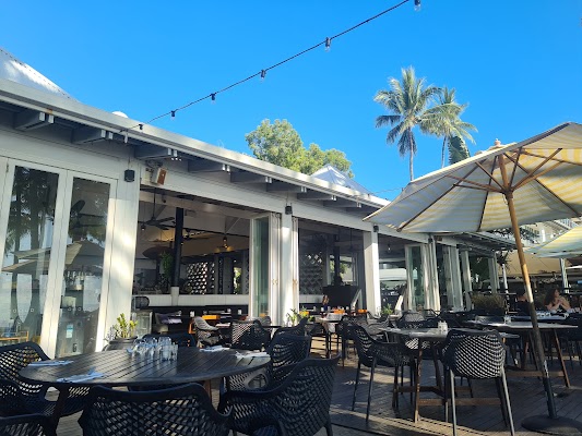 Numi Cafe and Restaurant