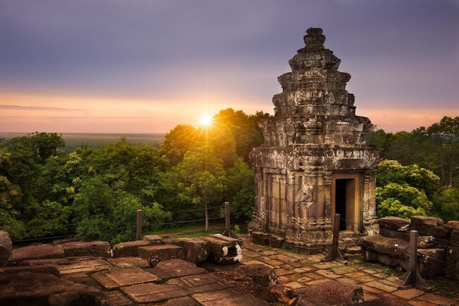Phnom Bakheng Sunset Viewpoint
