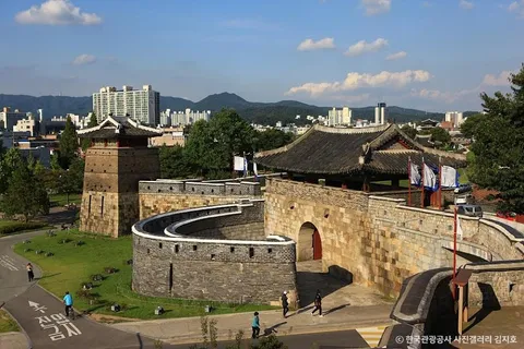 Suwon Hwaseong — Landmark — Seoul to Busan Cultural Overlander — South Korea