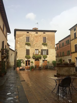 Palazzo Piccolomini