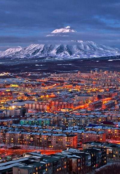 Mount Camel guided trek — Hike — Central Kamchatka Volcano Road: Petropavlovsk-Kamchatsky to Klyuchi — Russia