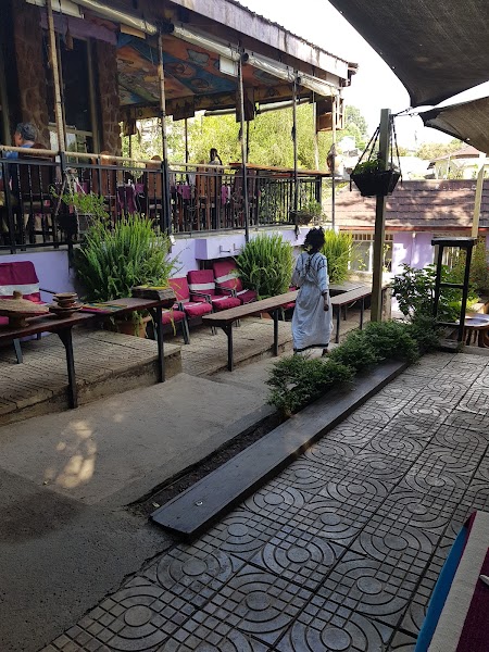 Four Sisters Restaurant
