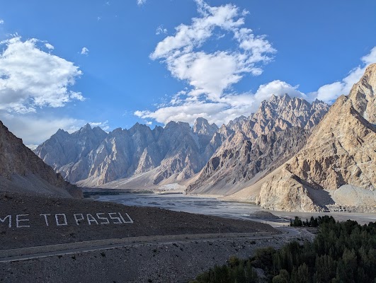 Passu Cones