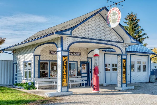 Standard Oil Station