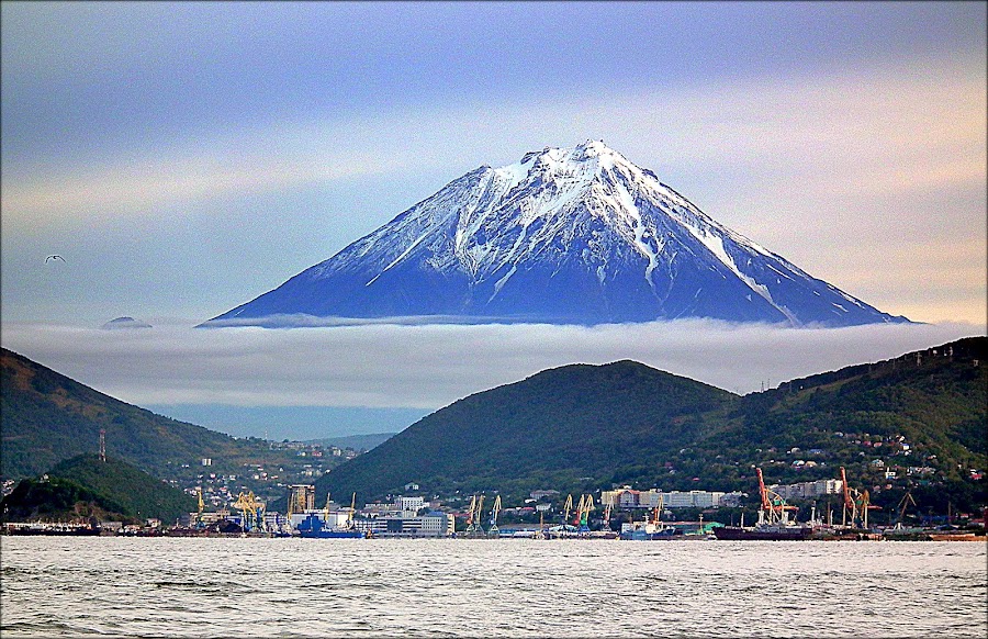 Avacha Bay–Starichkov Island boat trip — Boat — Central Kamchatka Volcano Road: Petropavlovsk-Kamchatsky to Klyuchi — Russia