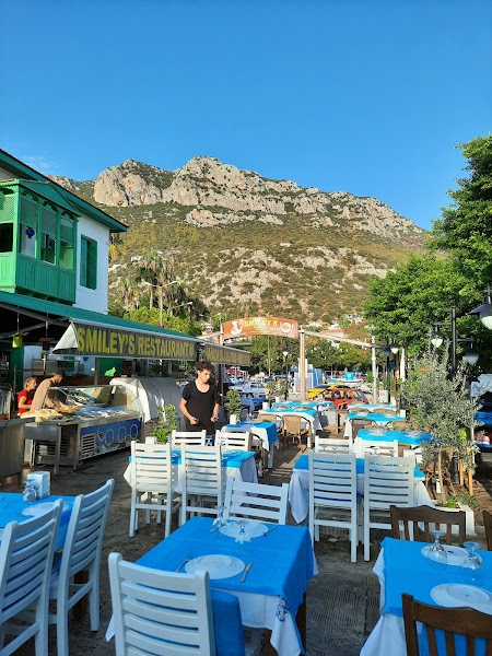 Smiley's Restaurant