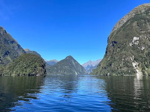 Doubtful Sound — Nature — Southern Scenic Route — New Zealand